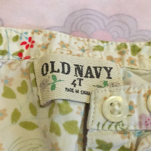 Old Navy long sleeved shirt - Picture 4 of 5